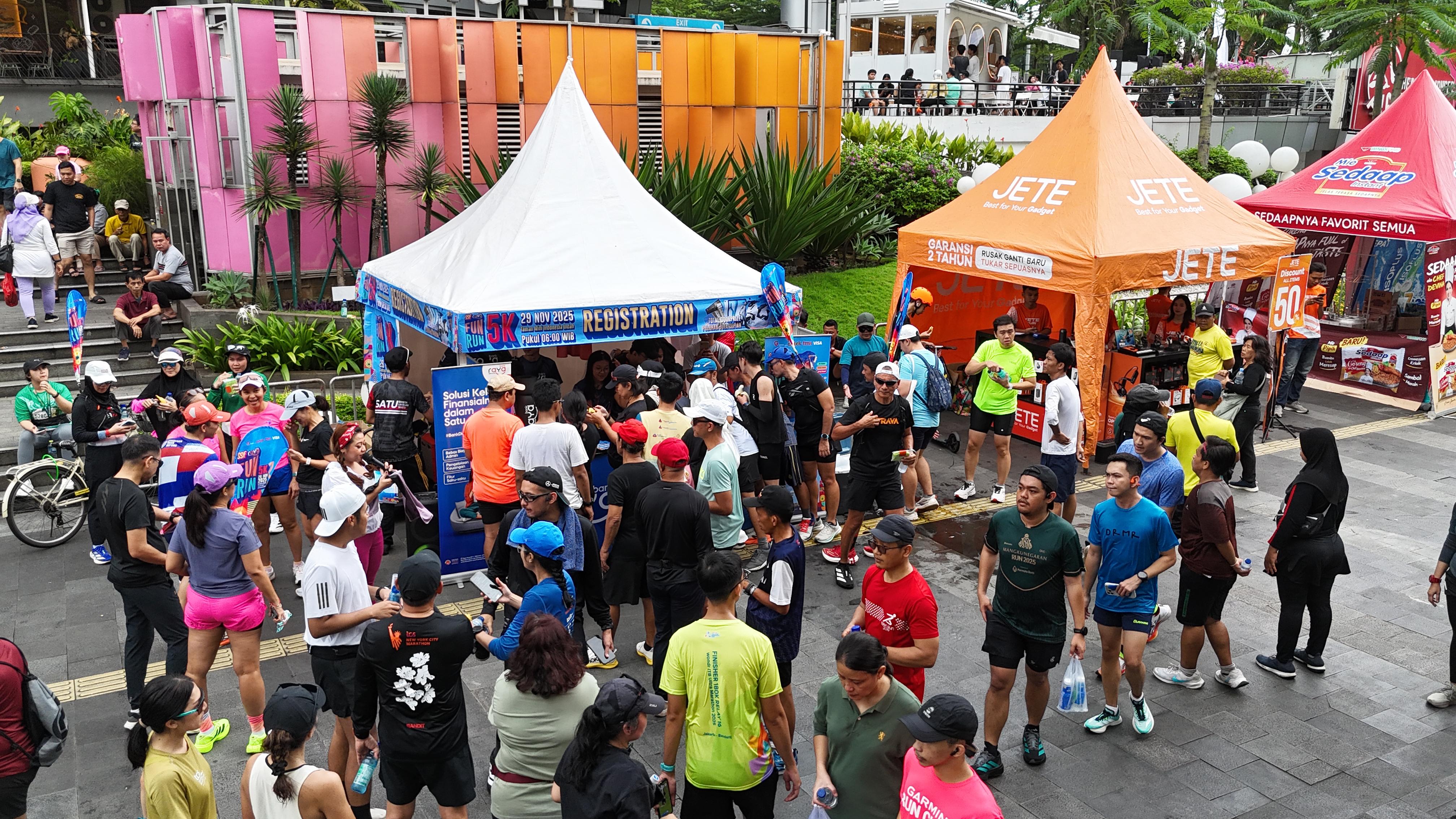 Sorak Sorai Fest Fun Run Resmi Dimulai, Bank Raya Hadirkan Rute Ikonik Berkeliling Indonesia di Taman Mini Indonesia Indah