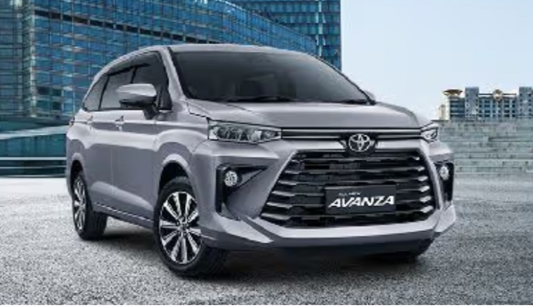 HARGA TERBARU! Simulasi Cicilan Kredit 10 Mobil Toyota Tahun 2025