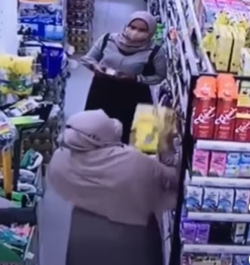 Viral! Dua Emak-Emak Gasak 6 Kotak Susu di Supermarket, Pura-pura Membeli