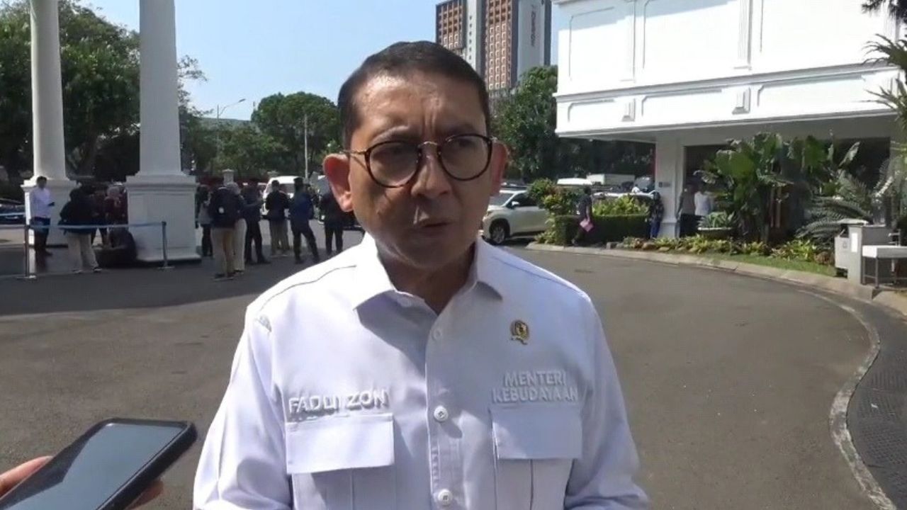 Peluncuran Penulisan Ulang Sejarah Indonesia Diundur, Fadli Zon Pastikan Tetap Rilis Tahun Ini