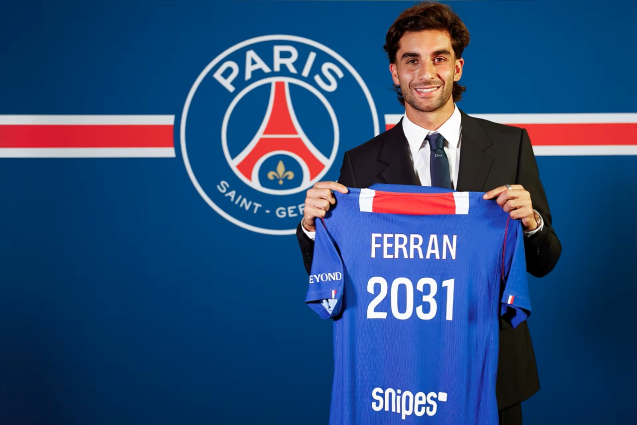 Ferran Torres Resmi ke PSG, Reuni dengan Luis Enrique