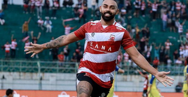 Striker Madura United Dalberto Gacor, Mauricio Souza Beri Jempol 