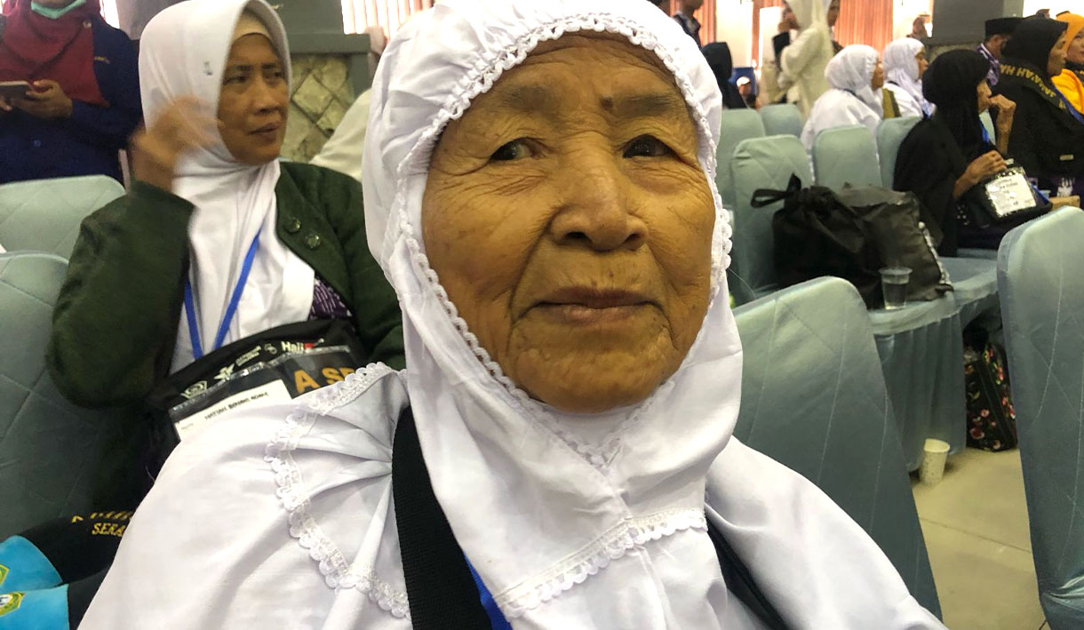 Rahasia Kuat Nenek 88 Tahun Naik Haji: Kopi Hitam Tiap Hari