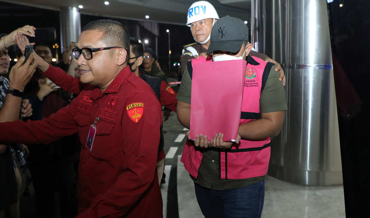 M Adhiya Muzakki Bos Buzzer Ditetapkan Sebagai Tersangka Perintangan Kasus Timah-Impor Gula oleh Kejagung