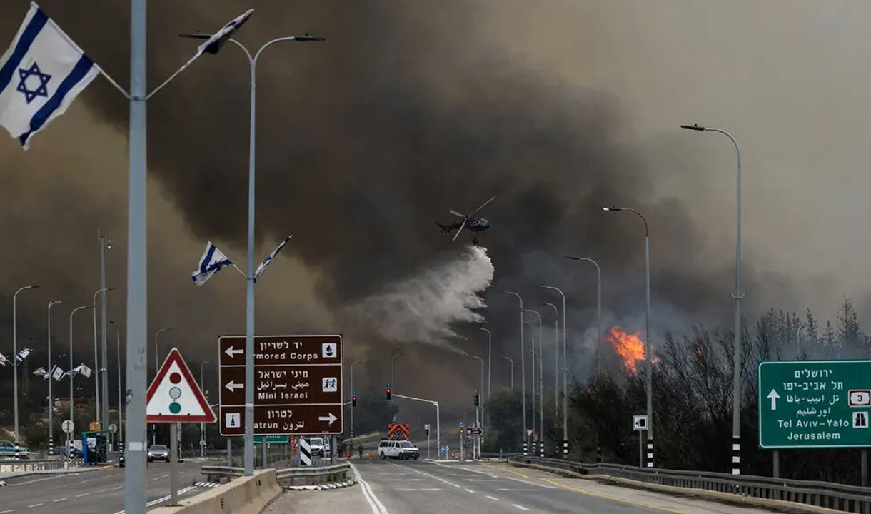 Israel Dikepung Kebakaran Hebat, 29 Titik Api Paksa Warga Mengungsi