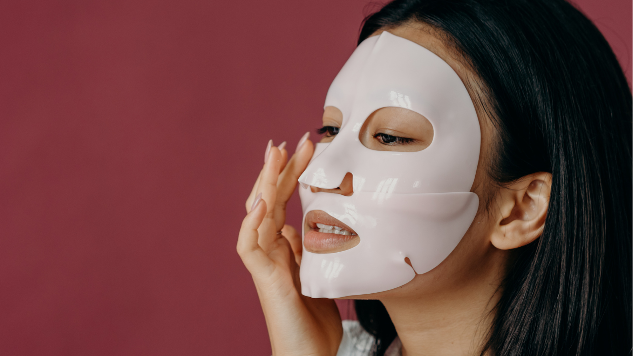 Perbedaan Sheet Mask, Clay Mask dan Sleeping Mask yang Wajib Diketahui Pemula, Jangan Salah Pilih!