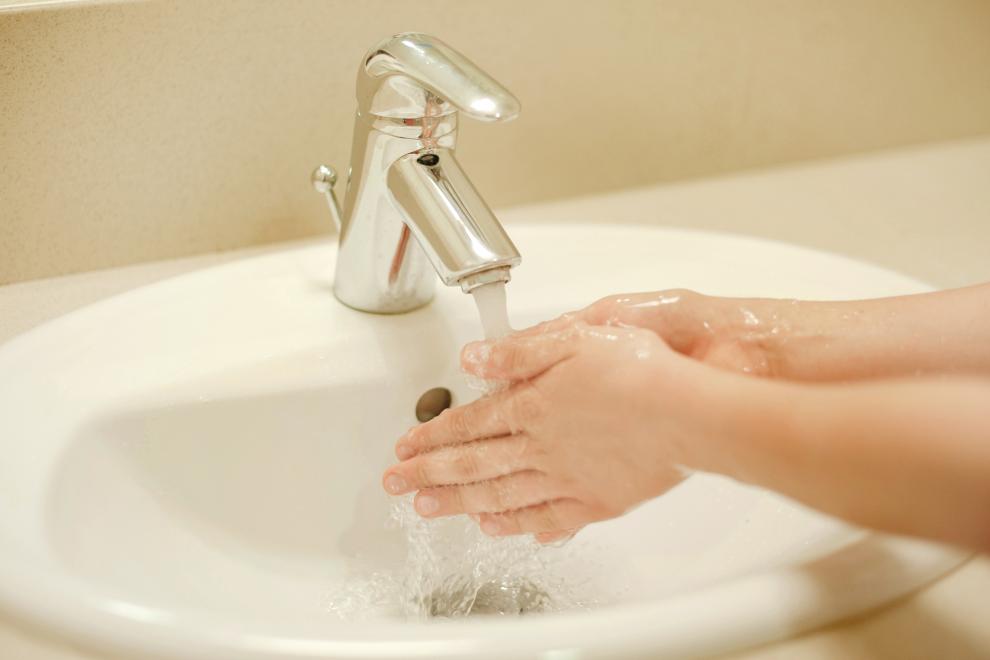 Enam Langkah Mencuci Tangan yang Aman, Ampuh Bunuh Kuman di Tangan dengan Mudah