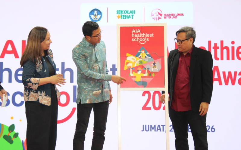 Ketika Pelajar Ingatkan Masyarakat agar Cukup Minum Air Putih, Turunkan Risiko Dehidrasi