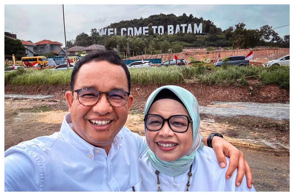 Sudah Lama Ditunggu, Warga Batam Sambut Kedatangan Anies Baswedan dengan Sukacita