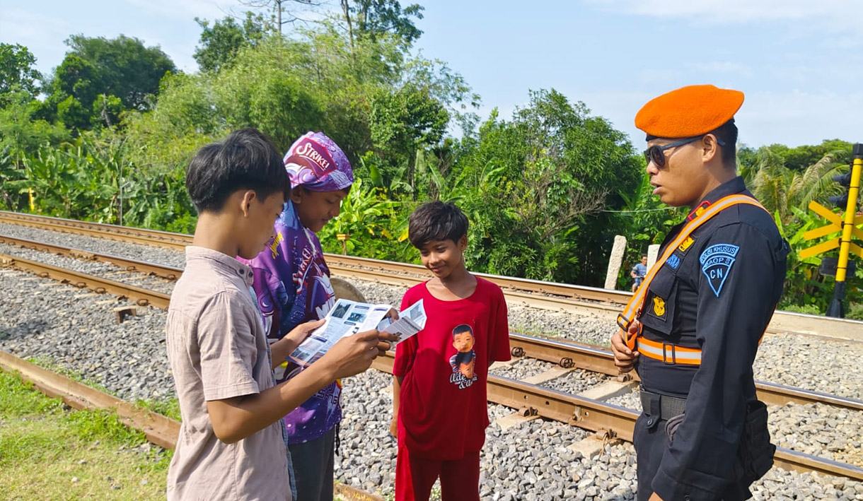 KAI Akan Pidanakan Oknum Masyarakat yang Ganggu Aktivitas Jalur Kereta Api, Hukuman Penjara Hingga Denda Belasan Juta Rupiah