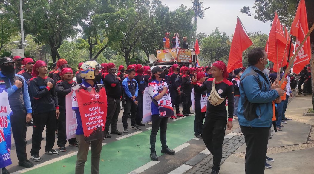 Partai Buruh Gelar Aksi di Balai Kota Jakarta, Ini Tuntutannya