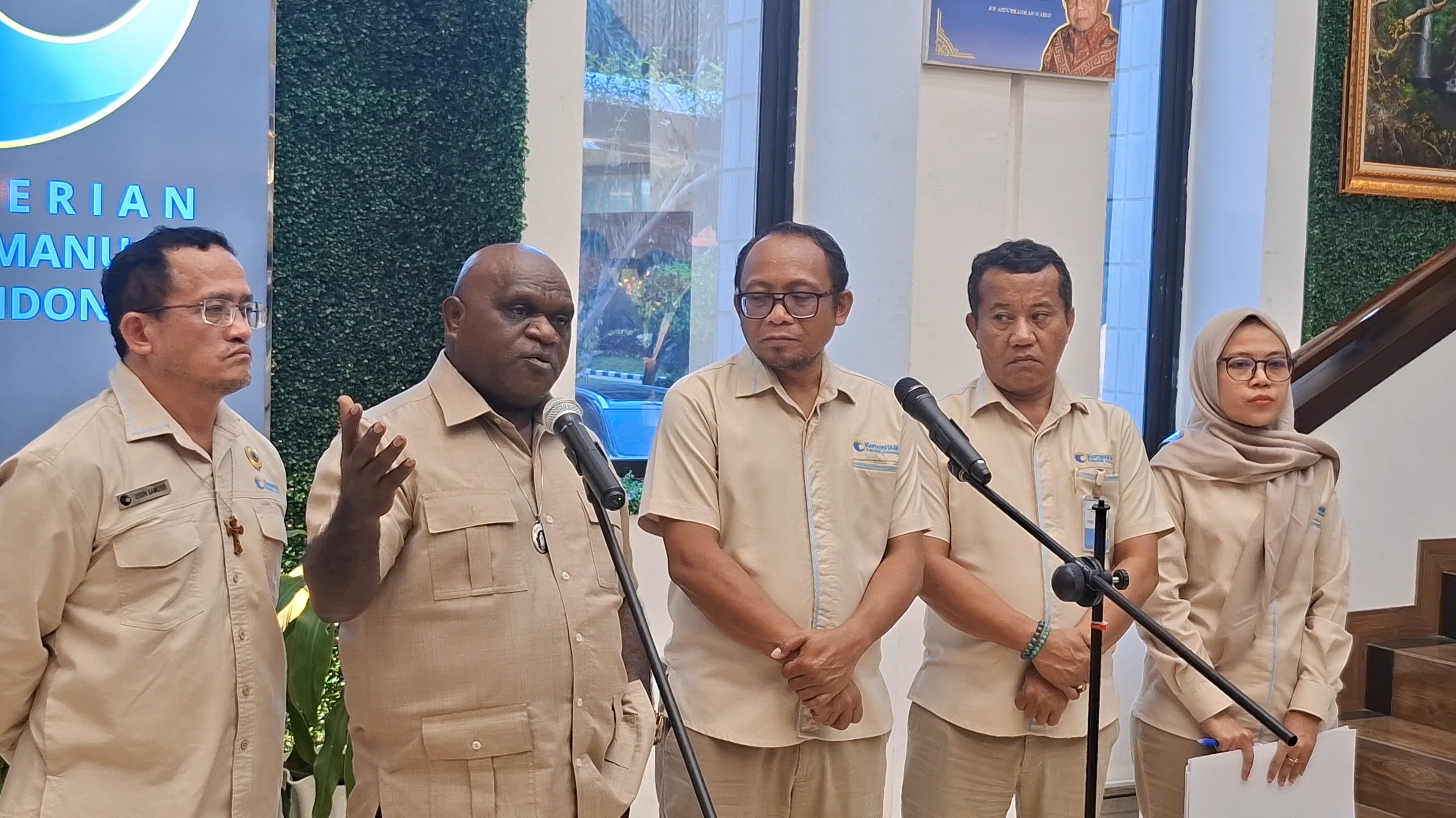 Pigai Sebut Kritik Feri Amsari Adalah HAM, Tapi Pernyataan Saiful Mujani Berpotensi Makar!