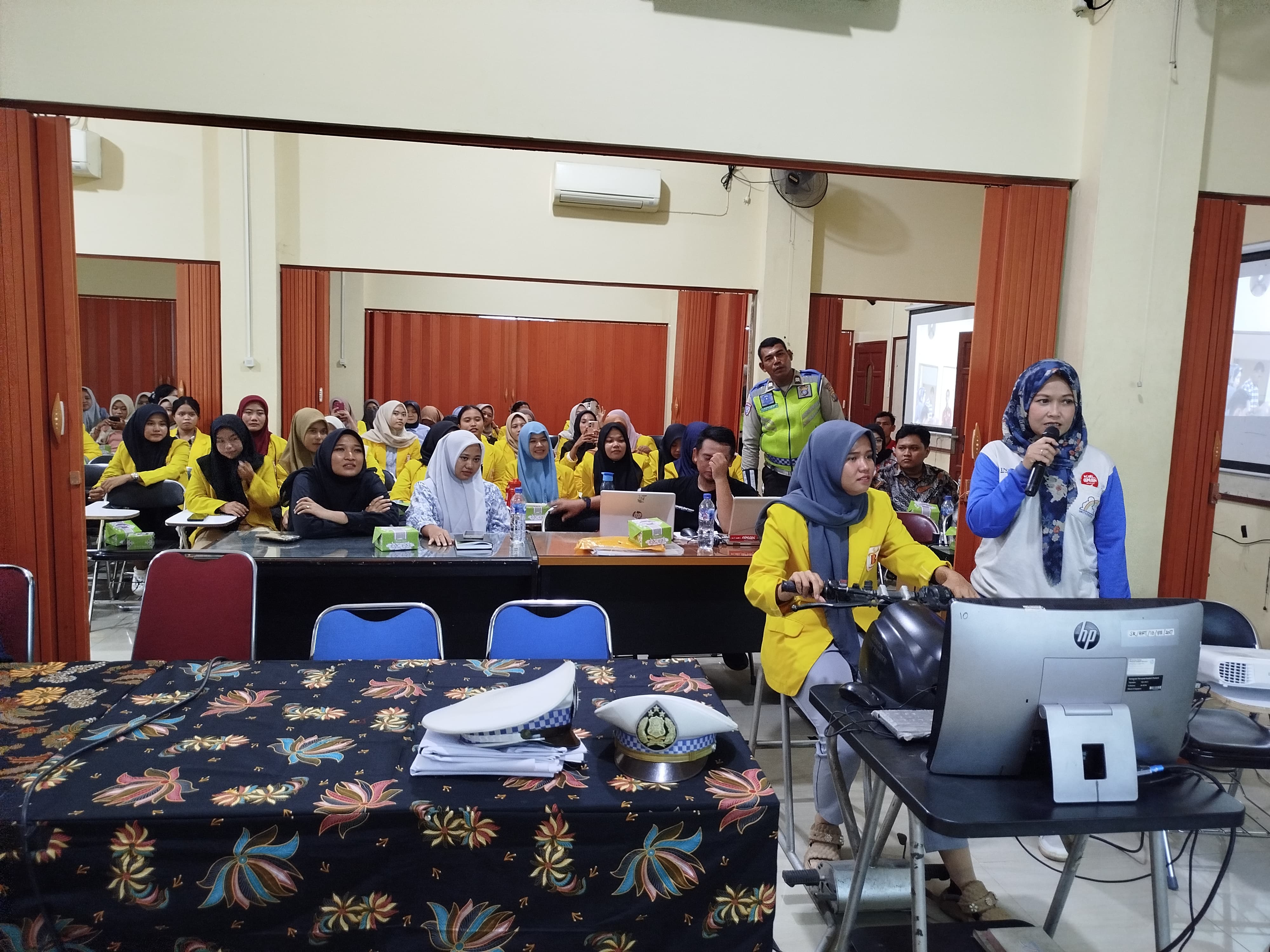 AHM Ajak Ribuan Kartini Masa Kini Belajar Safety Riding