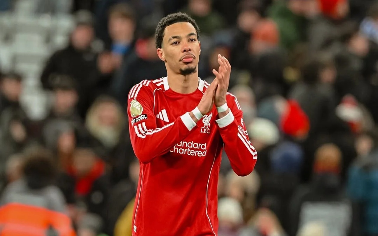 Cemas! Arne Slot Buka Suara soal Cedera Hugo Ekitike, Diragukan Tampil Hadapi Arsenal?