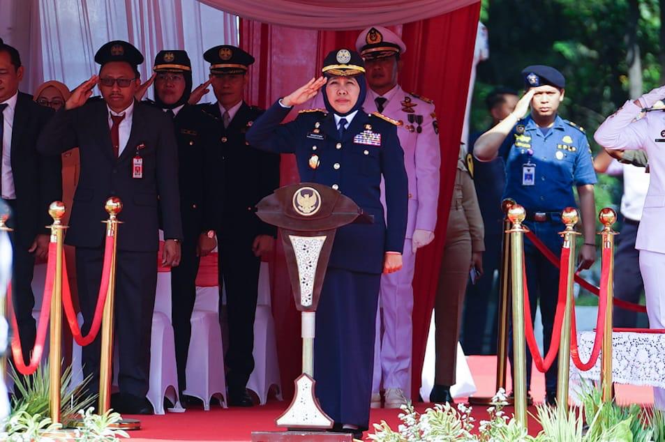 Trans Jatim Sukses Jadi Andalan, Khofifah Gandeng Perusahaan Inggris Siapkan MRT