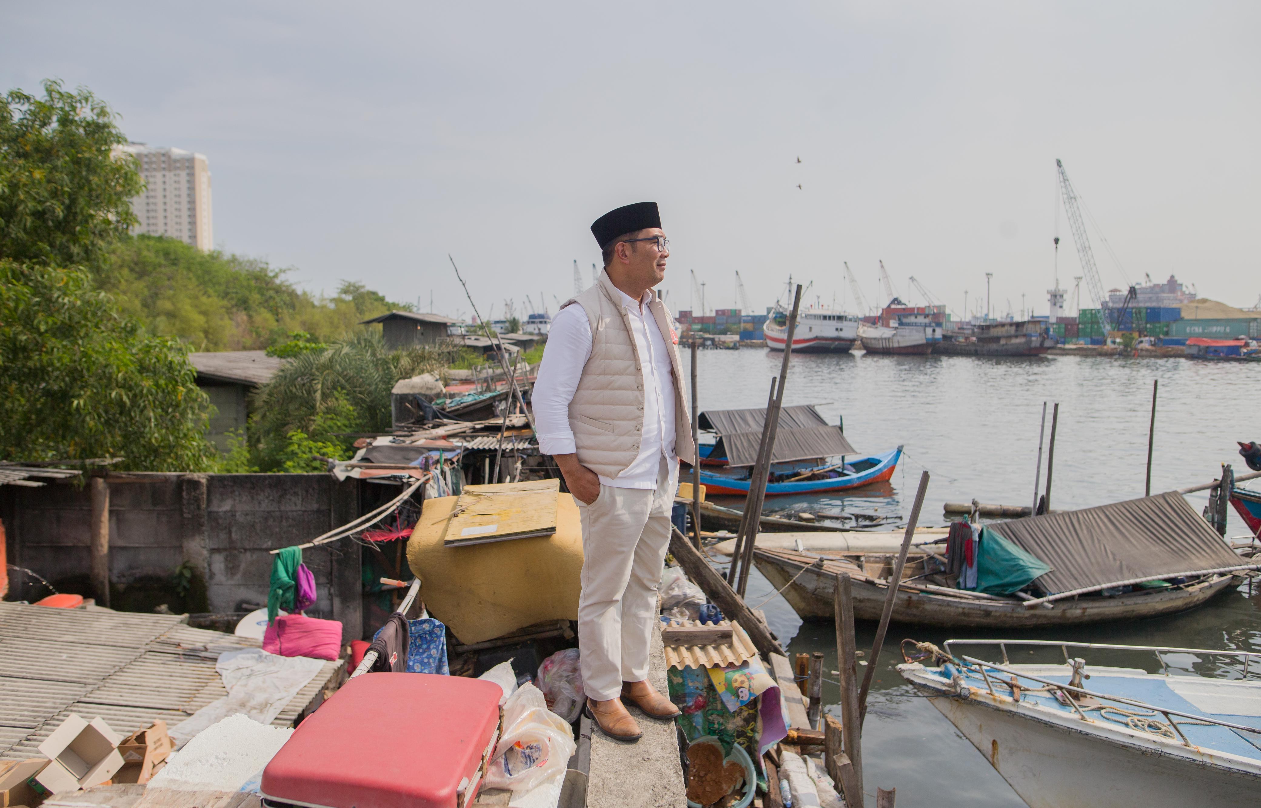 Tinjau Muara Baru, Ridwan Kamil Janji Bakal Atasi Banjir dengan Giant Sea Wall