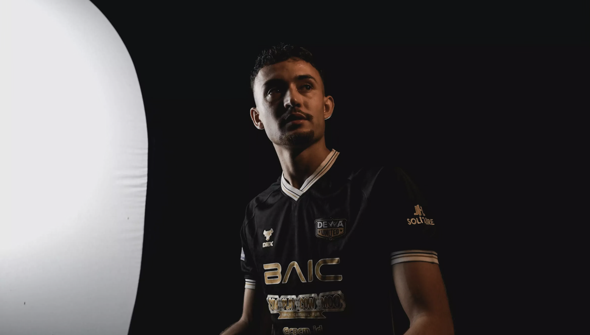 Dari De Toekomst ke Banten, Jejak Ivar Jenner yang Jebolan Ajax Kini Jadi Jenderal Dewa United