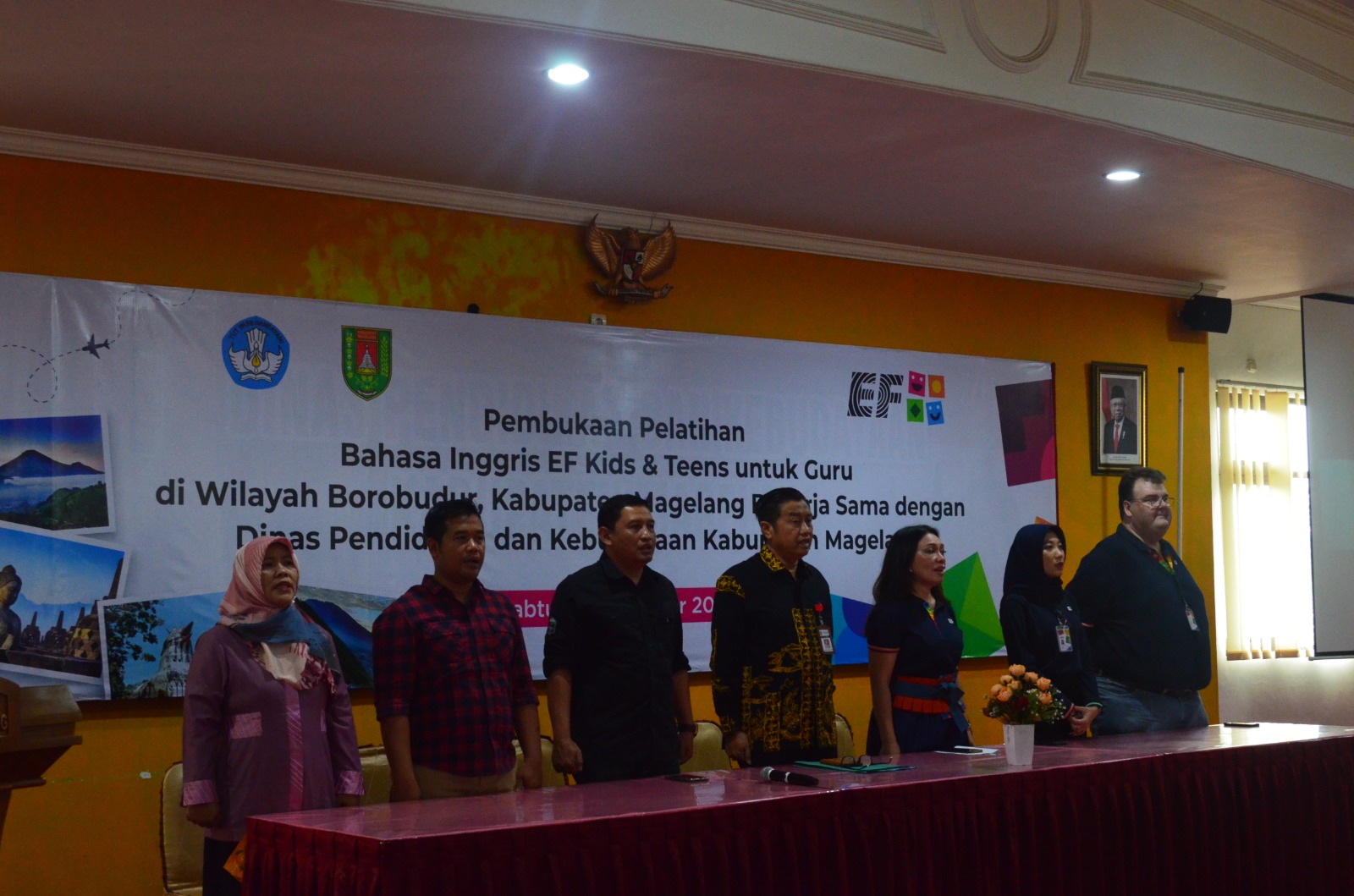 Konsisten Dukung Pariwisata, EF Kids & Teens  Gelar Pelatihan Bahasa Inggris Untuk Guru di Area Borobudur