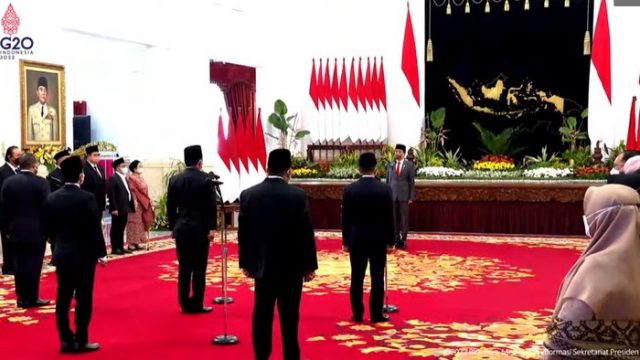 BREAKING NEWS: Jokowi Lantik Zulkifli Hasan Jadi Mendag dan Hadi Tjahjanto Menteri ATR/BPN