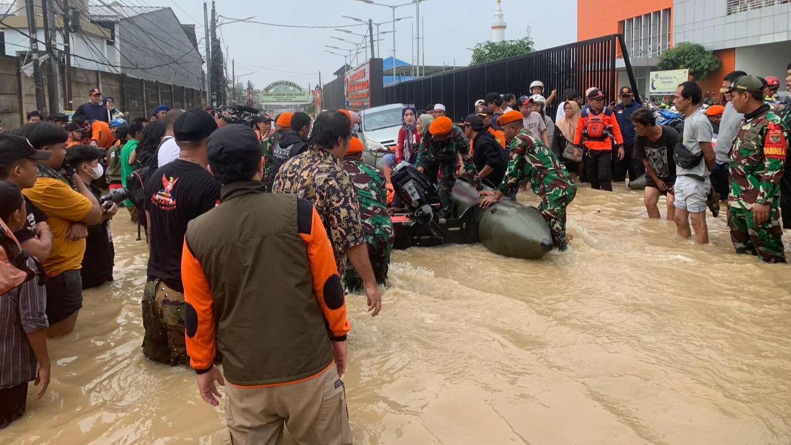 Dahsyatnya Banjir Bekasi, 10 Ribu Keluarga di Jatiasih Terdampak