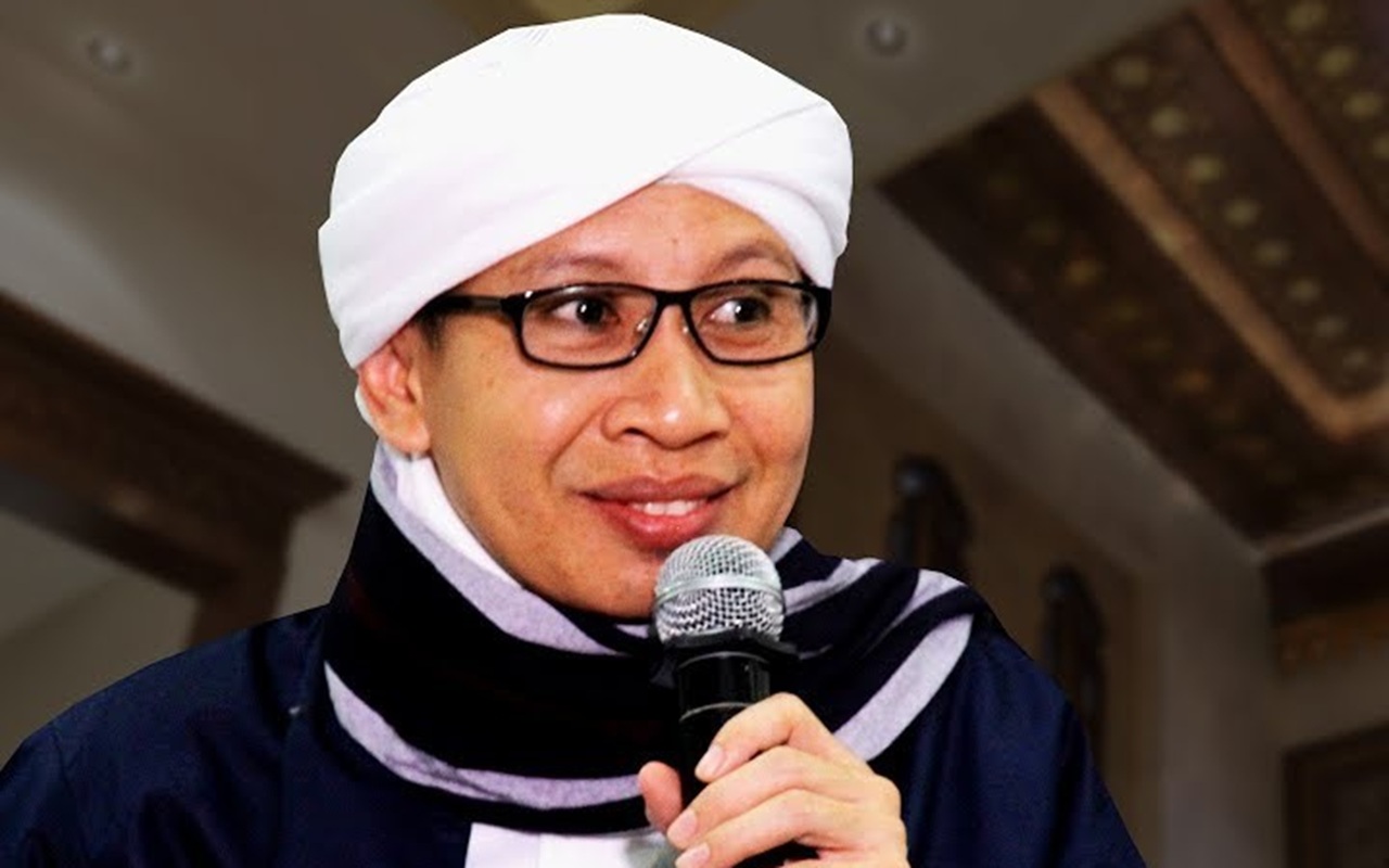 Hukum Menelan Dahak Saat Puasa Menurut Buya Yahya, Apakah Membatalkan?