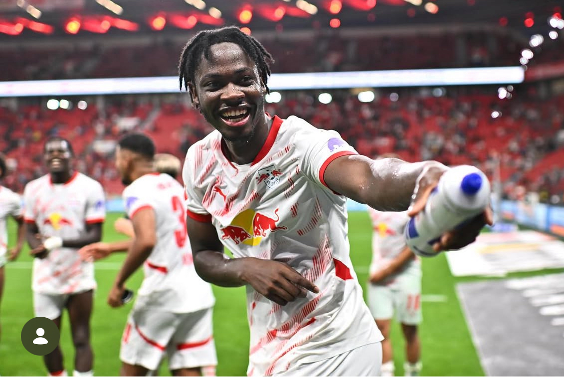 El-Chadaille Bitshiabu Pemain Muda RB Leipzig, Target 'Monster' MU yang Diperebutkan 3 Klub Elite