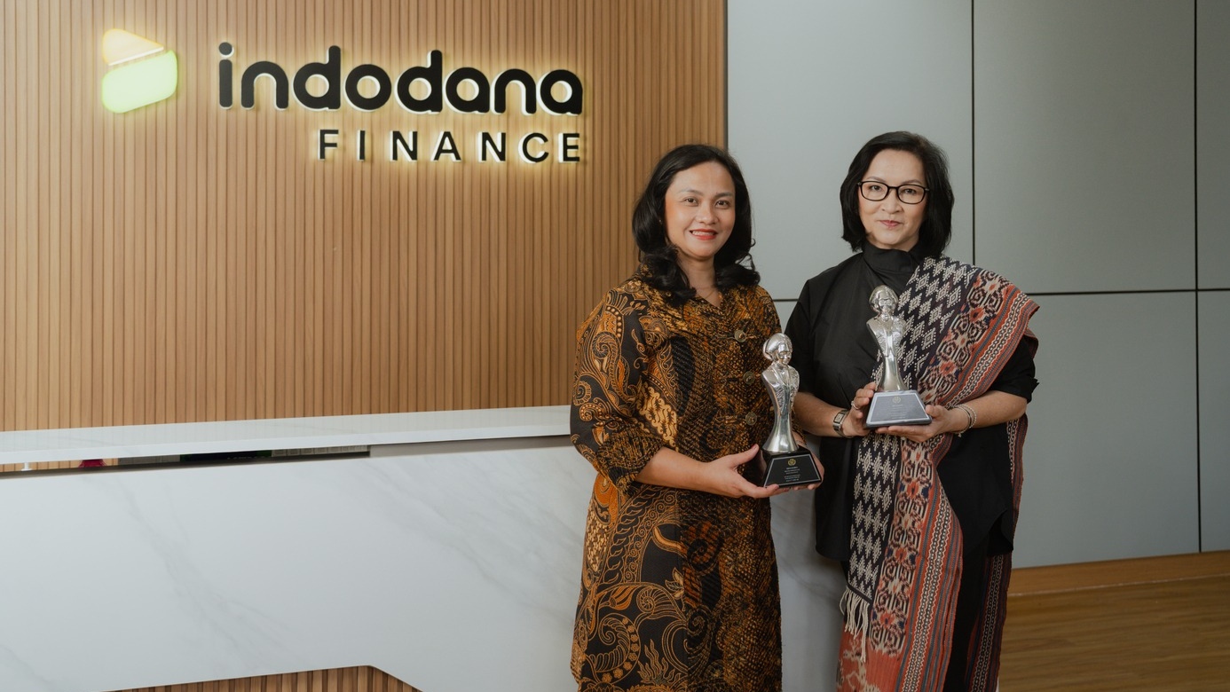 Dua Srikandi Indodana Finance Raih Penghargaan The Most Outstanding Women 2026