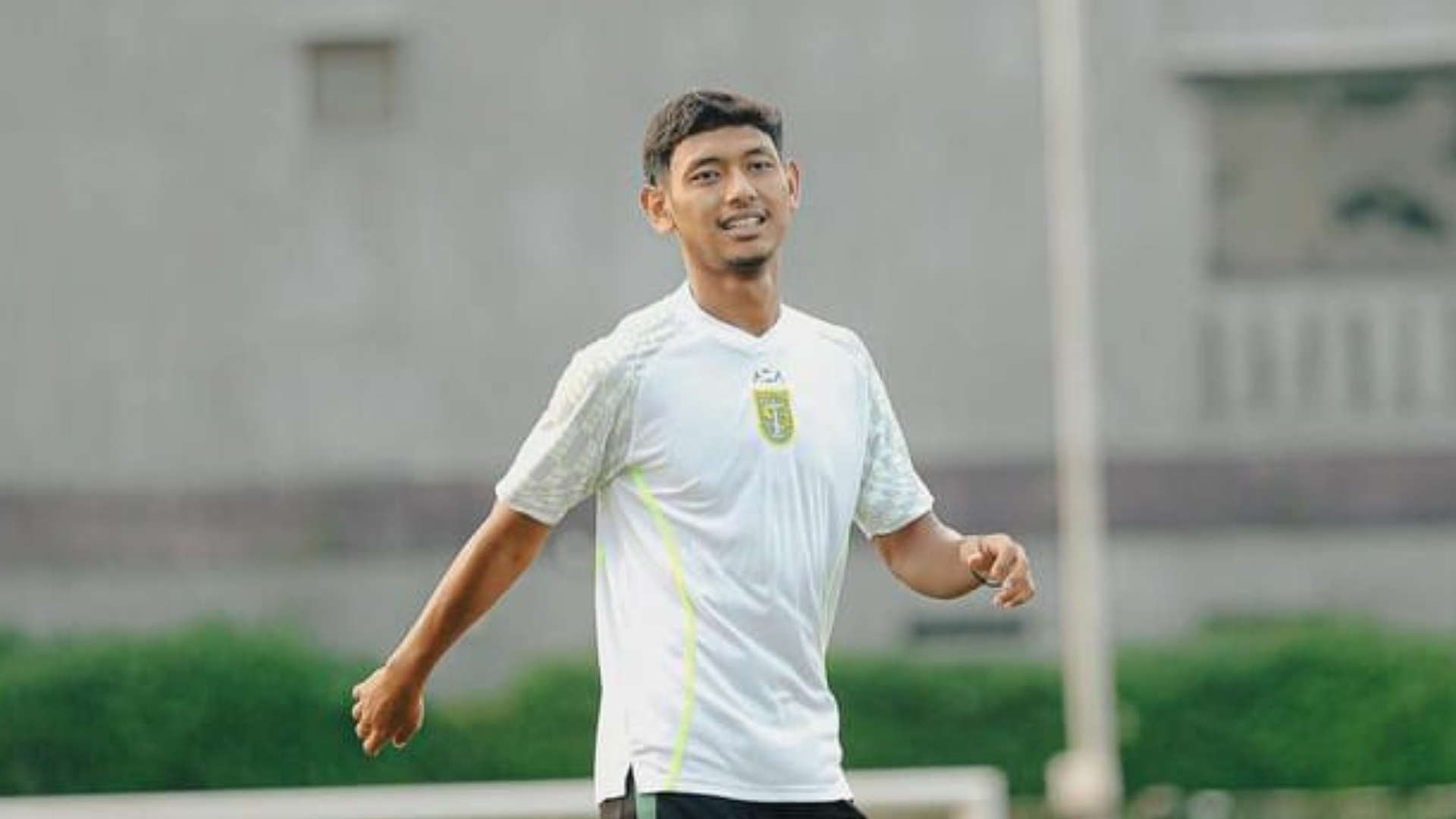 Salman Alfarid Siap Gantikan Reva Adi di Laga Persebaya vs RANS