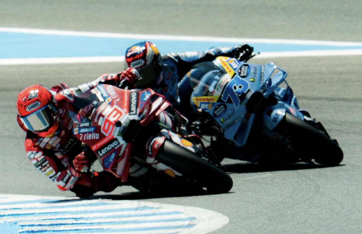 MotoGP Prancis 2026: Marc Marquez Patah Tulang Usai Highside di Sirkuit ...