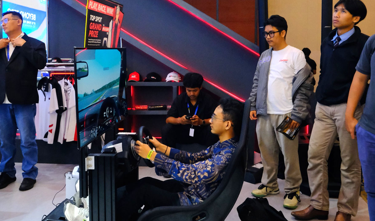 Akhir Pekan Seru GIIAS Surabaya 2025, Hadirkan Pengalaman Otomotif yang Tak Terlupakan
