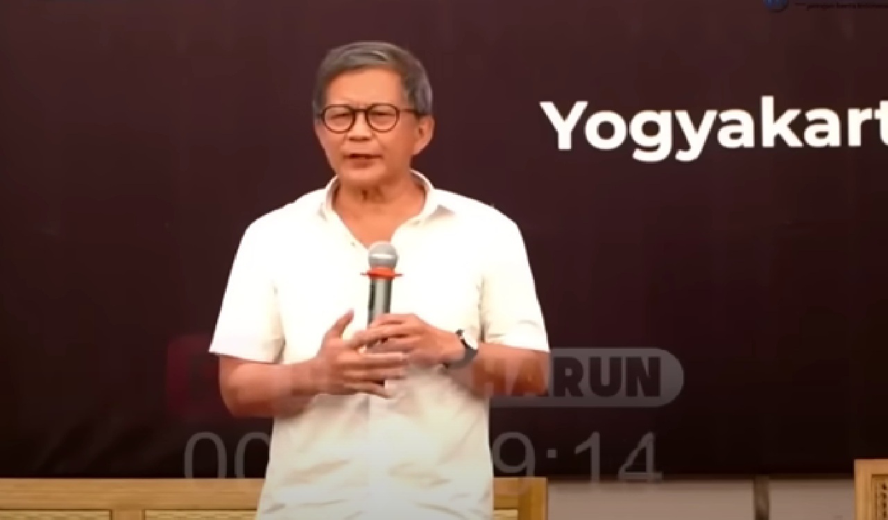Rocky Gerung Sentil Prabowo dan Jokowi Soal Ekonomi hingga Legitimasi Politik: Harus Ada Pertanggungjawaban Hukum!