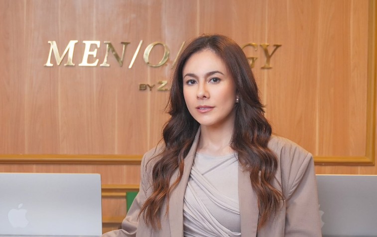 Wulan Guritno Pamer Pakai Seragam KADIN, Jadi Pengurus?