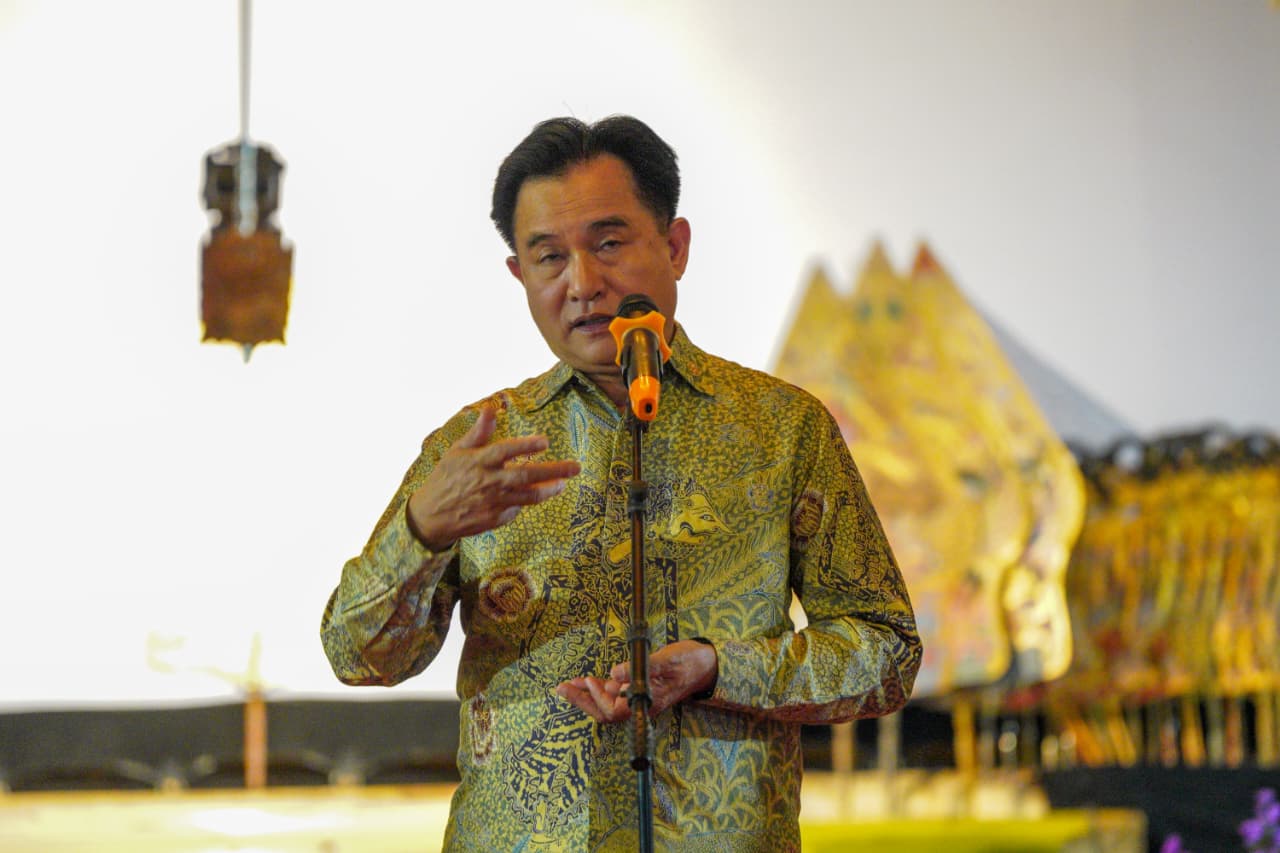 Yusril: TNI Tak Bisa Perkaraan Ferry Irwandi Atas Tuduhan Pencemaran Nama Baik 