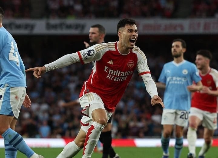 Arsenal Tumbangkan Man City, Gabriel Martinelli Bayangkan Arsenal Juara