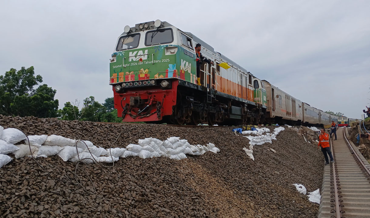 Pasca Banjir, Jalur Kereta Api Gubug-Karangjati Grobongan Sudah Bisa Dilalui  