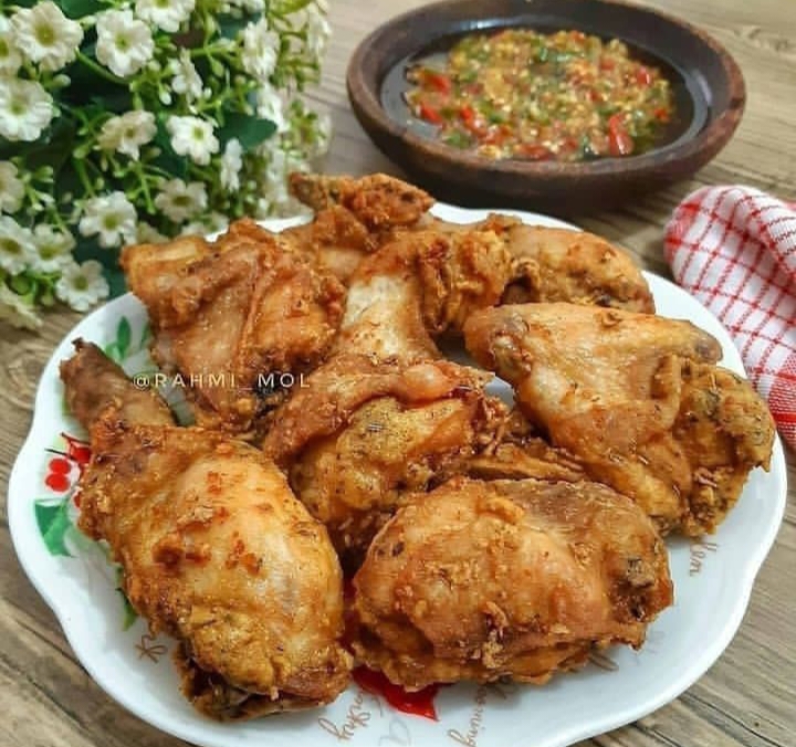 Resep Ayam Goreng Rempah Tanpa Ungkep Bumbu Meresap Ala Devina Hermawan, Cocok Jadi Teman Makan Siang
