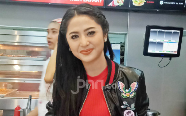 Dewi Perssik Bakal Menjada Lagi, Sidang Cerai Talak Diajukan oleh Suami