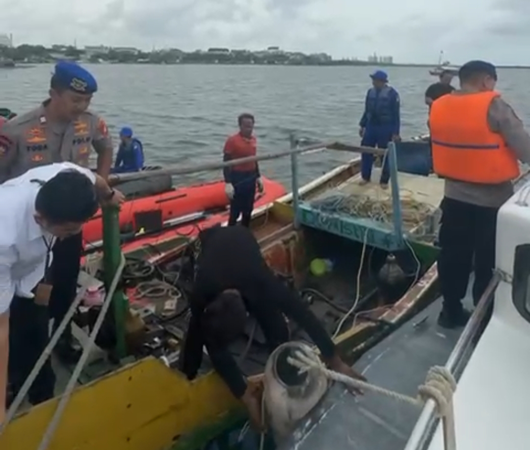 Kapal Meledak di Ancol, Satu Orang Tewas dan Kapten Belum Ditemukan