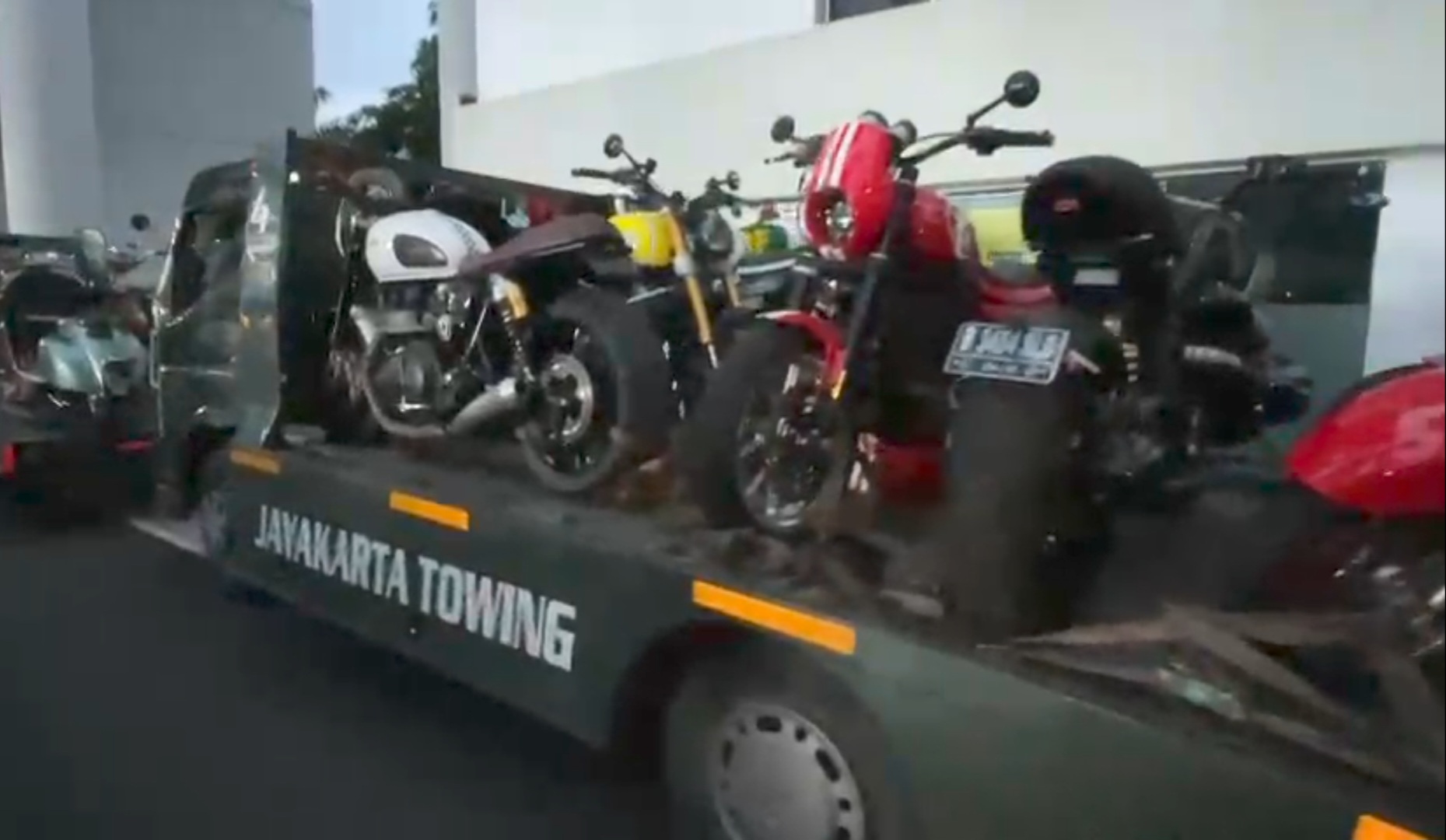 Gokil! Kejagung Sita Moge Mewah dan Sepeda Sultan dalam Kasus Suap Korupsi CPO