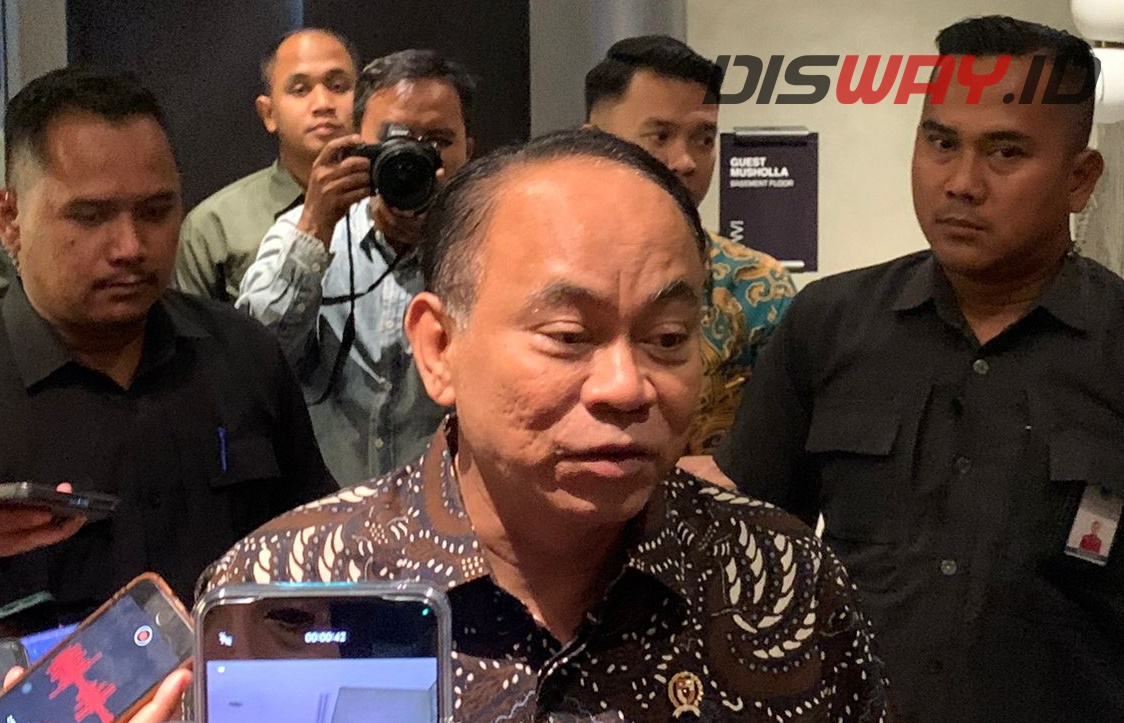 Begini Respons Budi Arie Setiadi Soal Isu Jadi Menteri Koperasi di Kabinet Prabowo