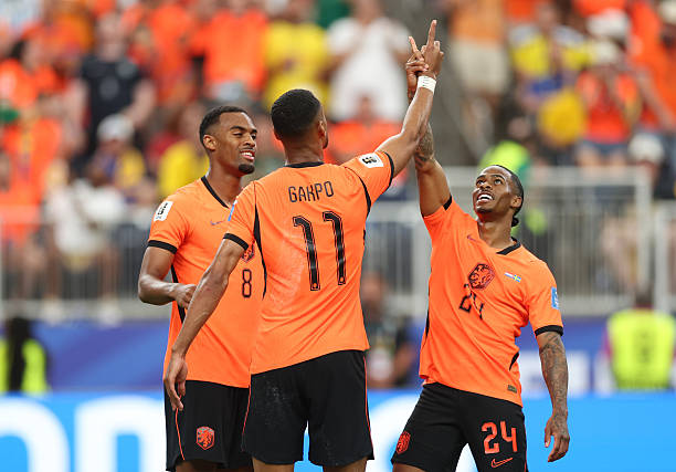 Belanda vs Swedia 5-1: Blagult Jadi Korban Amukan Oranje