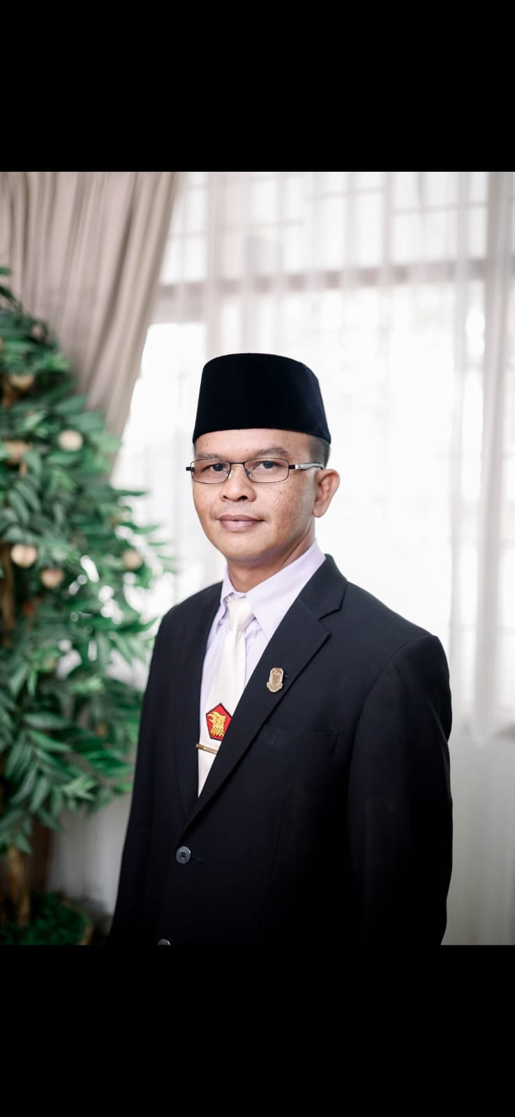 Menang Jadi Arang, Kalah Jadi Abu