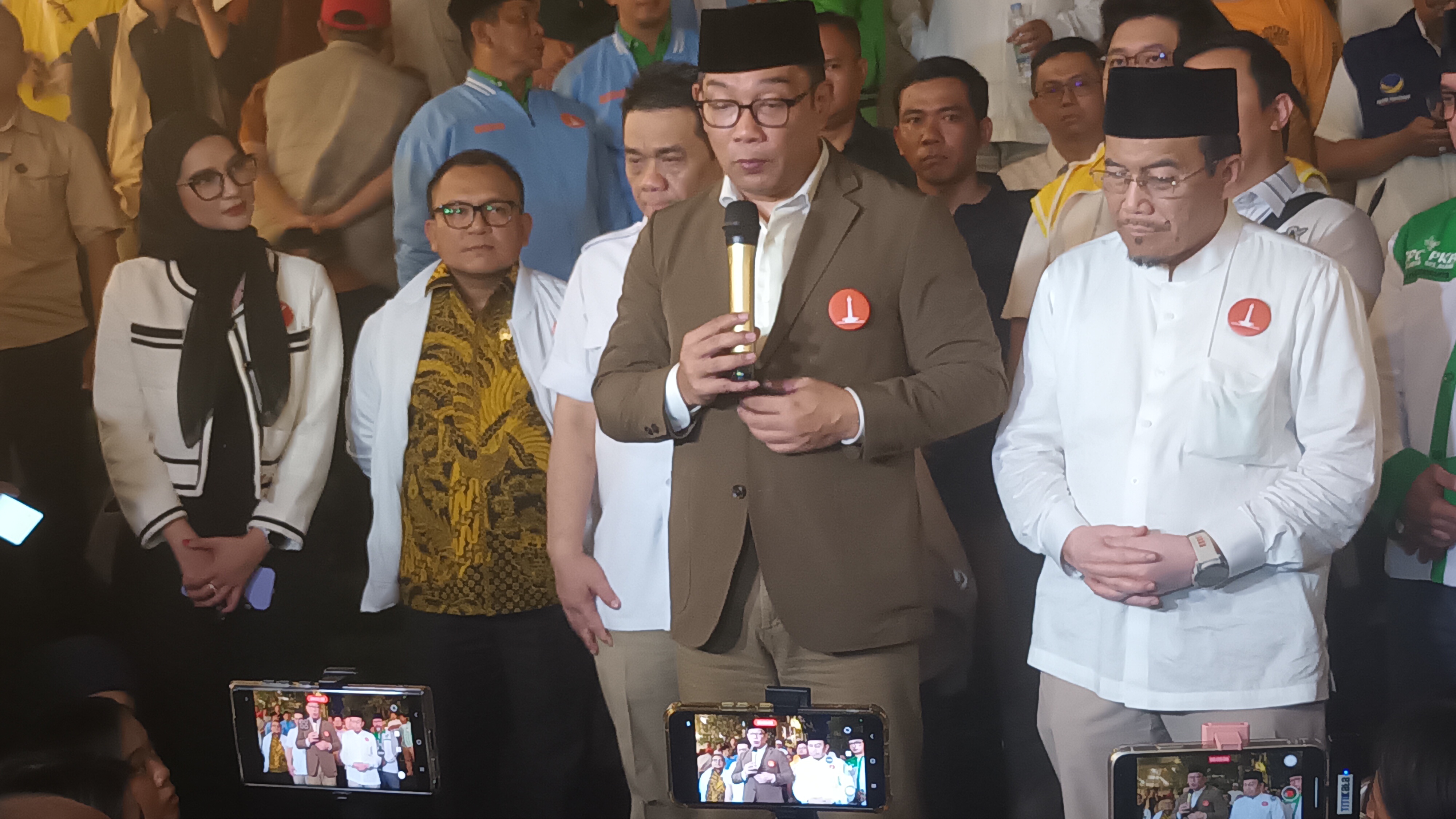 Tudingan Memanfaatkan Kematian Eril untuk Panggung Poltiik, Ridwan Kamil: Jangan Bawa Keluarga Saya! 