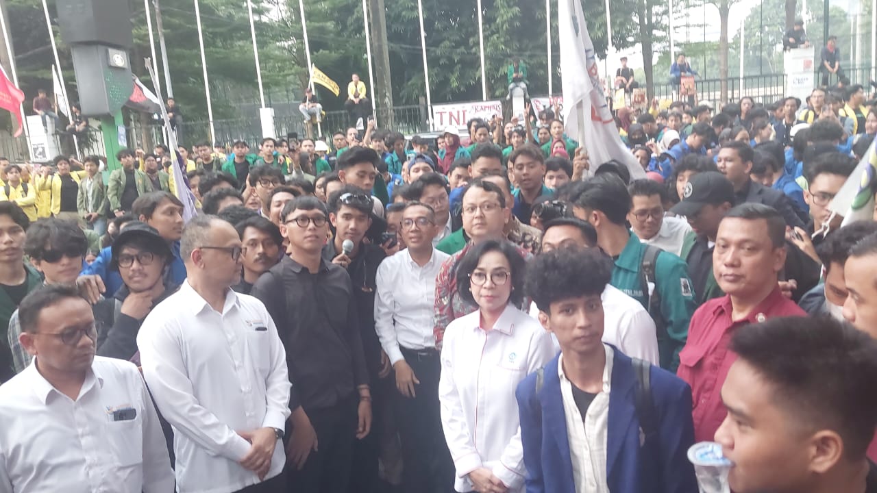 Mendiktisaintek Brian Yuliarto Tegaskan UKT Tak Boleh Naik, Laporkan ke Saya!