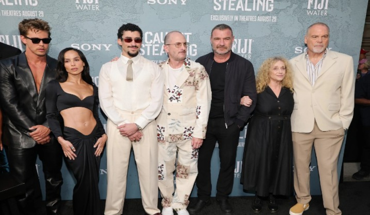 Bertabur Bintang! Ini 7 Pemeran Film Caught Stealing, dari Austin Austin Butler Hingga Bad Bunny