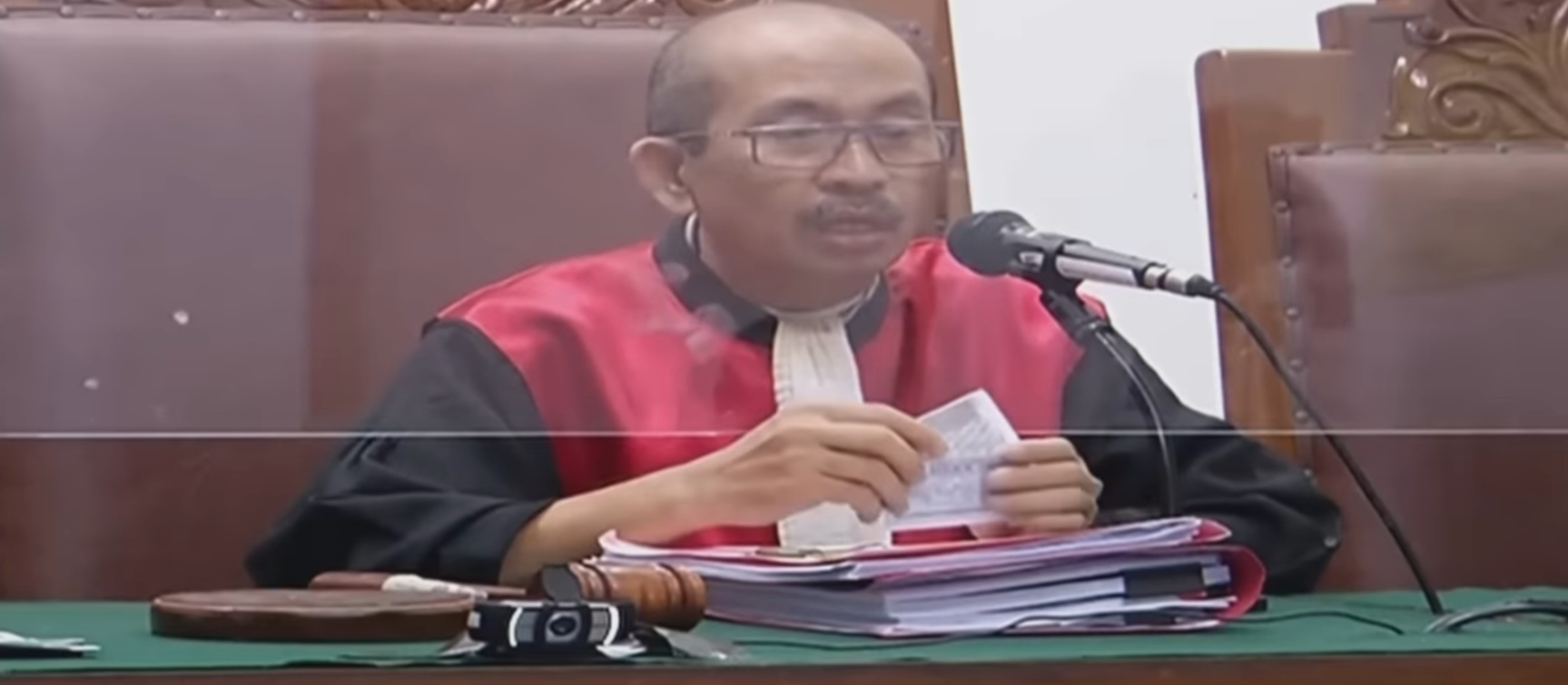 Kejadian Unik! Hakim Tunda Sidang Ferdy Sambo Cs Karena Kebelet Kencing