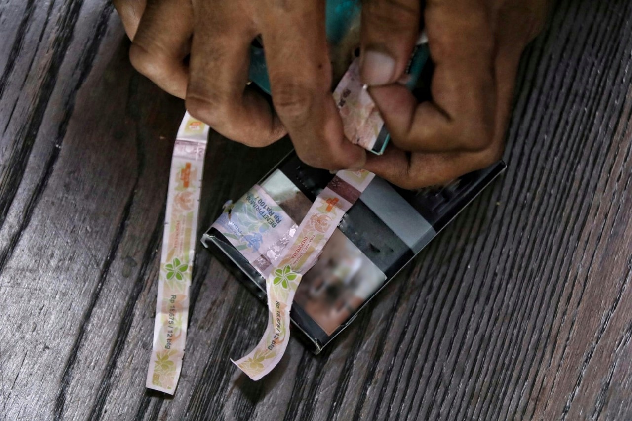 Peredaran Rokok Ilegal di Jatim (4): Yang Legal dan Ilegal 'Dicampur'