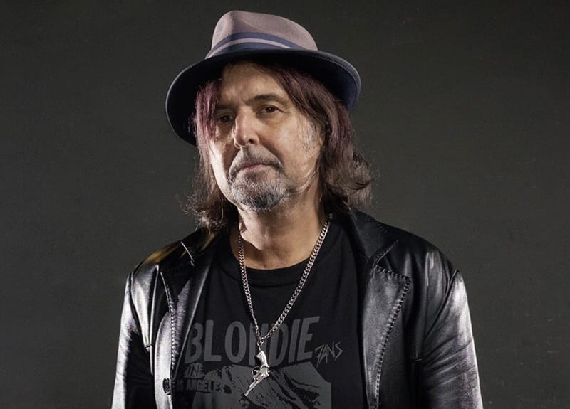 Gitaris Motorhead Phil Campbell Meninggal Dunia pada Usia 64 Tahun
