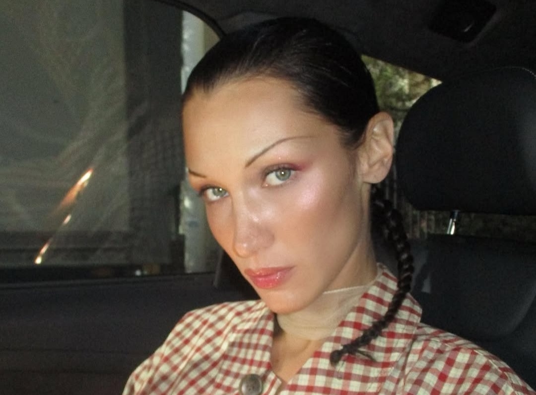 Bella Hadid Bagikan Pesan Hangat untuk Umat Muslim di Hari Raya Idul Fitri