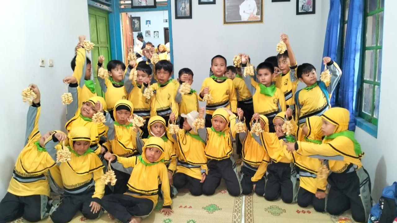 Slondok Renteng Pak Mul: Keberhasilan UMKM di Desa BRILiaN